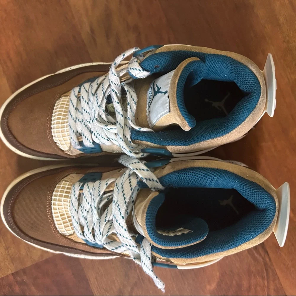 Nike Jordan Kids' Brown and Teal Retro Sneakers